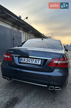 Седан Mercedes-Benz E-Class 2011 в 
