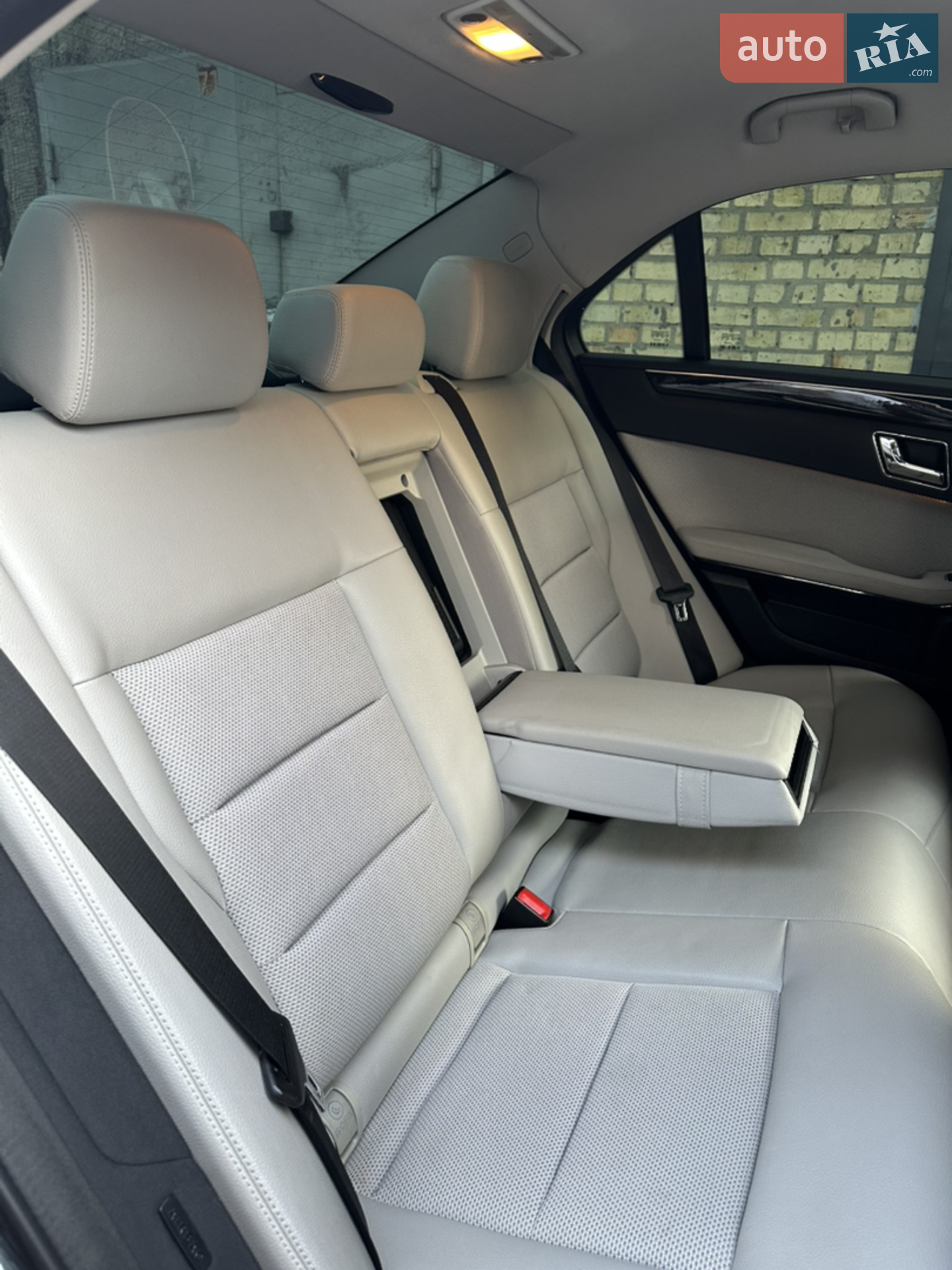 2011 Mercedes-Benz E-klasse - мініатюра 9