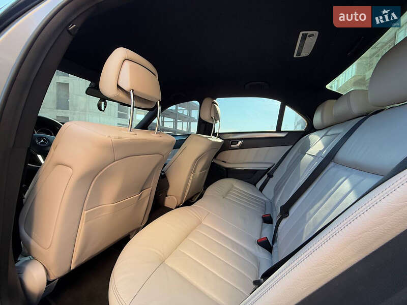 Седан Mercedes-Benz E-Class 2013 в Умани