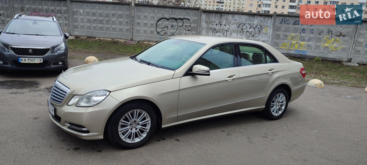 2011 Mercedes-Benz E-klasse - мініатюра 22