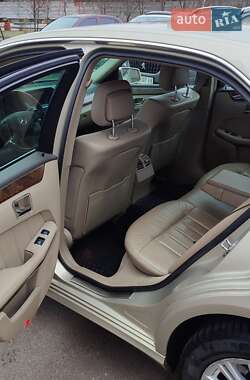 Седан Mercedes-Benz E-Class 2011 в 