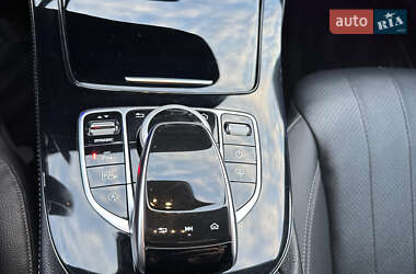 Седан Mercedes-Benz E-Class 2017 в 