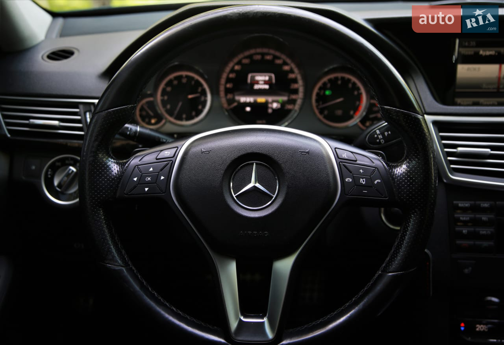 2012 Mercedes-Benz E-klasse - мініатюра 3