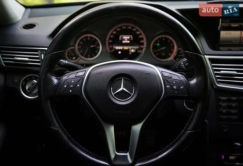 Седан Mercedes-Benz E-Class 2012 в Харкові фото 3 Седан Mercedes-Benz E-Class 2012 в Харкові