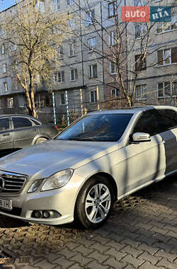 Седан Mercedes-Benz E-Class 2009 в Ивано-Франковске