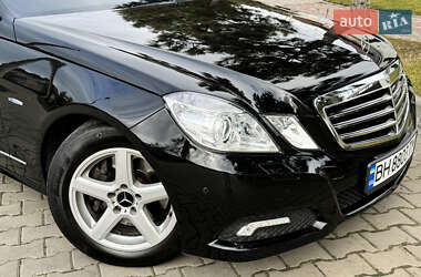 Седан Mercedes-Benz E-Class 2009 в Одессе