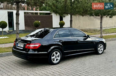 Седан Mercedes-Benz E-Class 2009 в Одессе