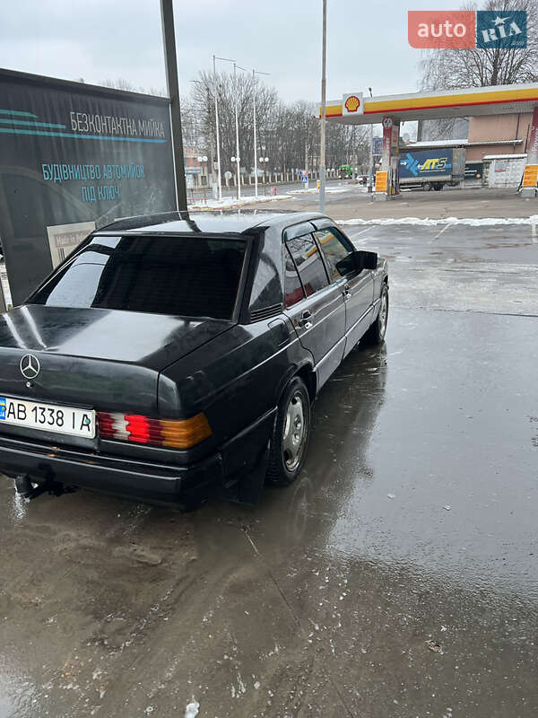 Седан Mercedes-Benz E-Class 1987 в Вінниці