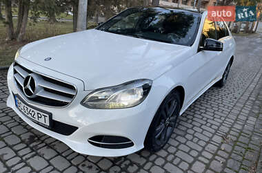 Седан Mercedes-Benz E-Class 2013 в Бориславе