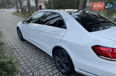 Седан Mercedes-Benz E-Class 2013 в Бориславе