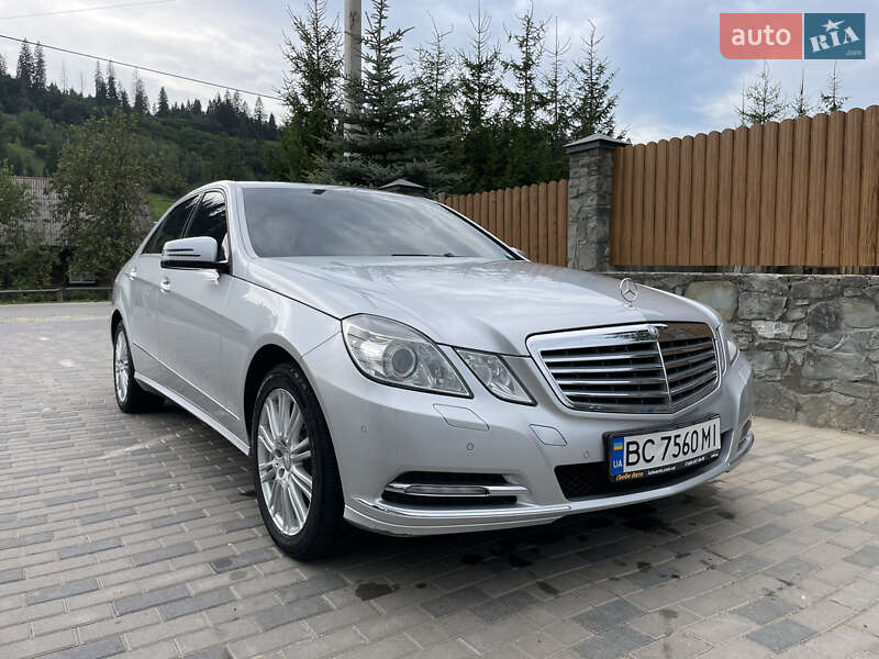 Mercedes-Benz E-Class 2011