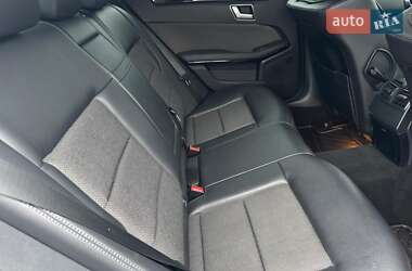 Седан Mercedes-Benz E-Class 2012 в Мукачевому