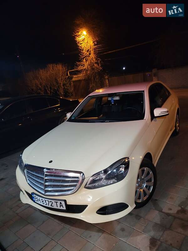 Седан Mercedes-Benz E-Class 2013 в Одесі