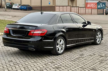 Седан Mercedes-Benz E-Class 2012 в Рівному