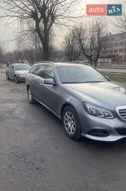 Универсал Mercedes-Benz E-Class 2013 в 