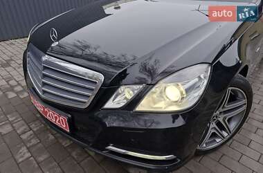 Седан Mercedes-Benz E-Class 2011 в Миргороді