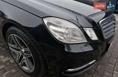 Седан Mercedes-Benz E-Class 2011 в Миргороді