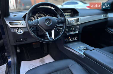Седан Mercedes-Benz E-Class 2015 в 