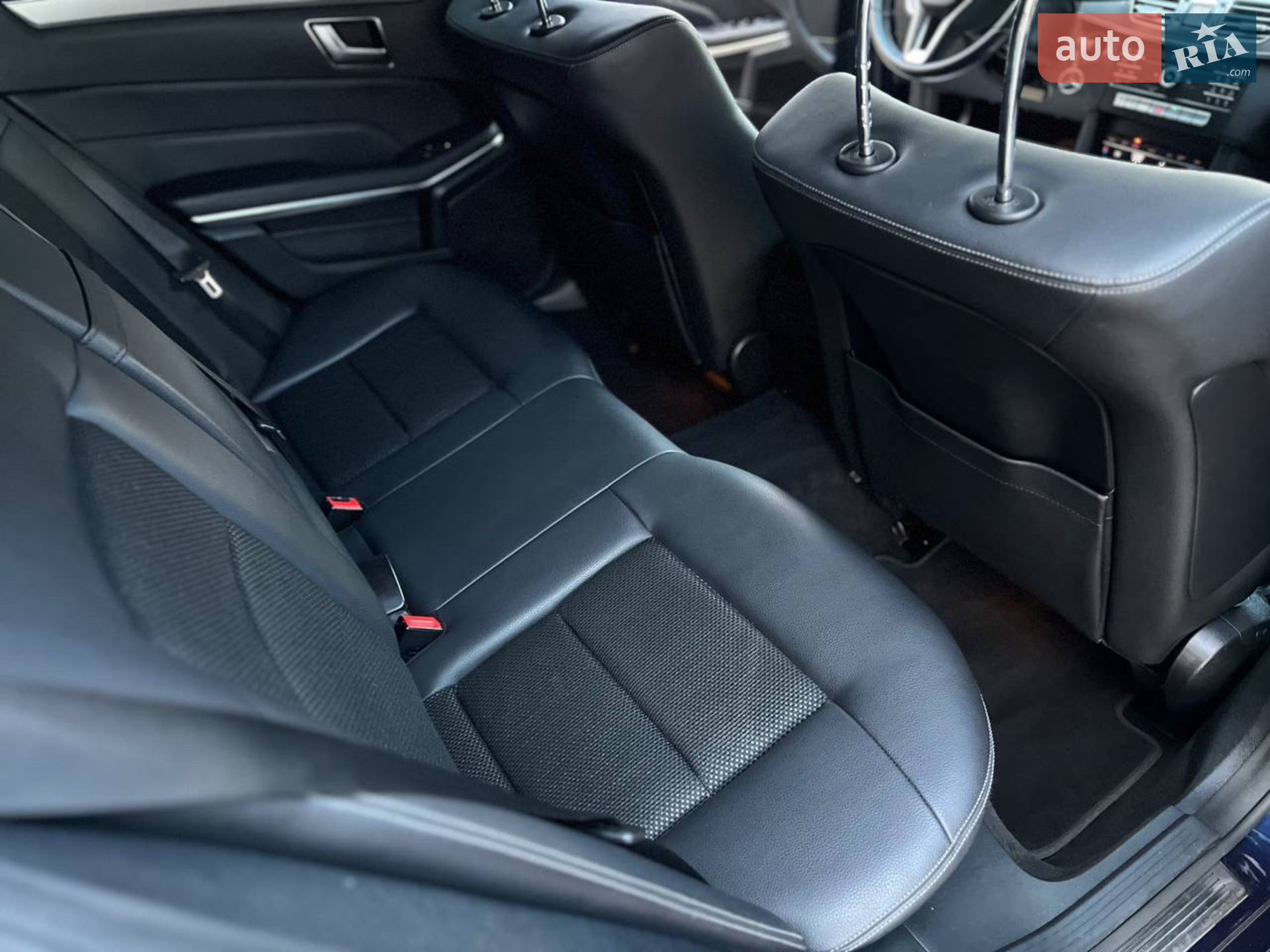 2015 Mercedes-Benz E-klasse - мініатюра 31