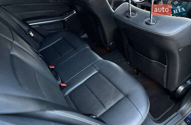 Седан Mercedes-Benz E-Class 2015 в 
