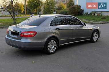 Седан Mercedes-Benz E-Class 2012 в 