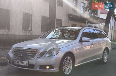 Универсал Mercedes-Benz E-Class 2010 в Виннице