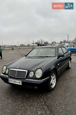 Седан Mercedes-Benz E-Class 1996 в Белой Церкви