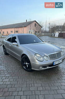 Седан Mercedes-Benz E-Class 2004 в Косові