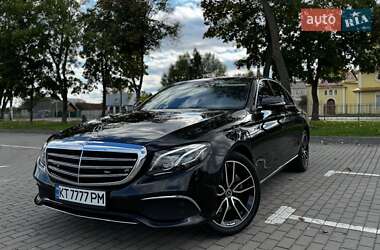 Седан Mercedes-Benz E-Class 2017 в 