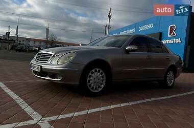 Седан Mercedes-Benz E-Class 2004 в Одесі