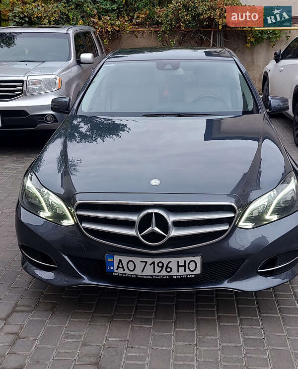 Седан Mercedes-Benz E-Class 2014 в Одессе