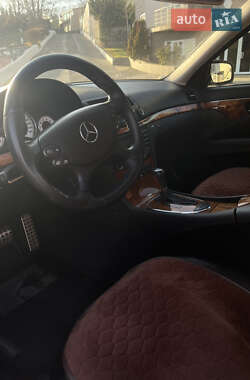 Седан Mercedes-Benz E-Class 2007 в 