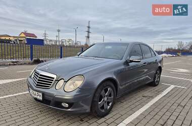 Седан Mercedes-Benz E-Class 2007 в Нововолинську