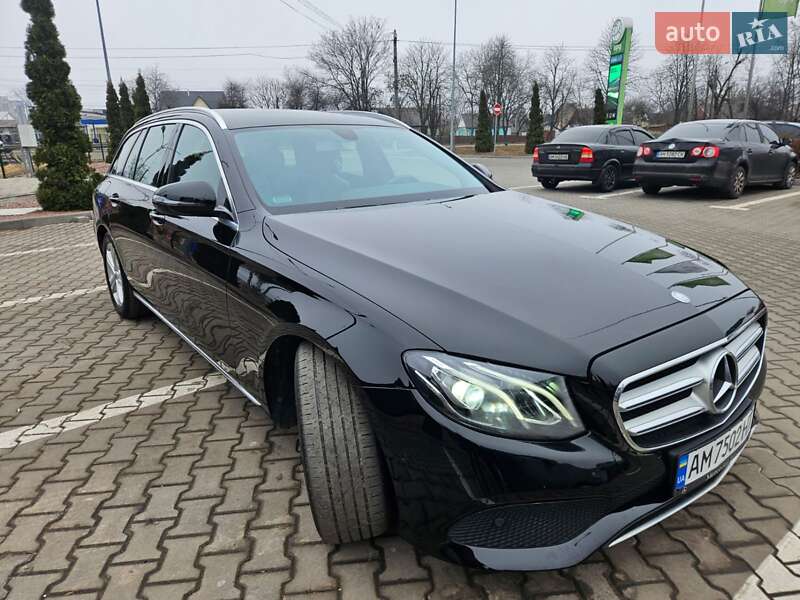 Универсал Mercedes-Benz E-Class 2016 в Житомире