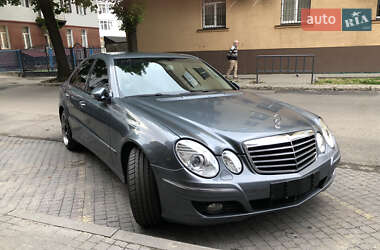 Седан Mercedes-Benz E-Class 2008 в Львове