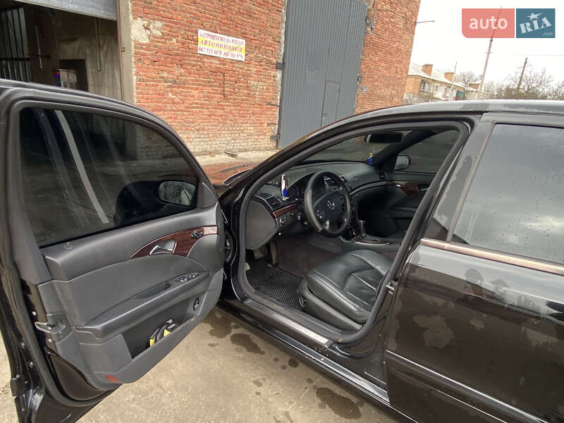 Седан Mercedes-Benz E-Class 2005 в Снигиревке фото 15 Седан Mercedes-Benz E-Class 2005 в Снигиревке