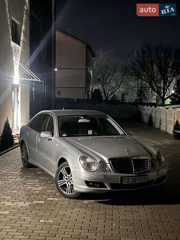 Седан Mercedes-Benz E-Class 2007 в Чернівцях