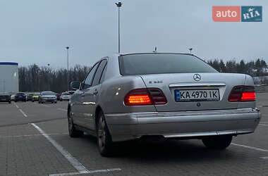 Седан Mercedes-Benz E-Class 2000 в 