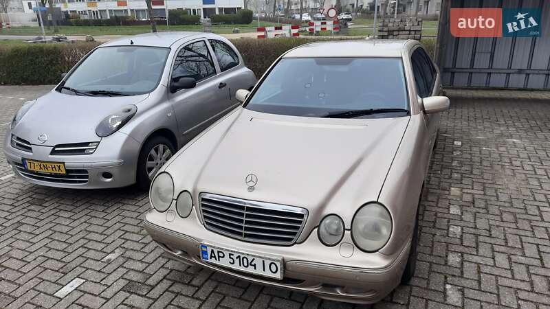 Седан Mercedes-Benz E-Class 2000 в Запоріжжі
