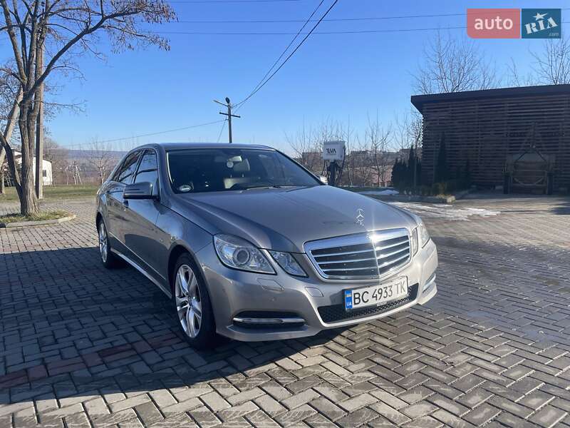 Седан Mercedes-Benz E-Class 2012 в Тернополі