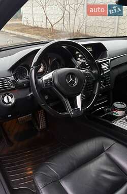 Седан Mercedes-Benz E-Class 2010 в 