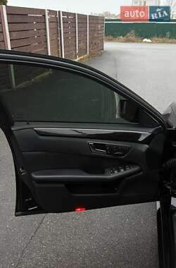 Седан Mercedes-Benz E-Class 2010 в 