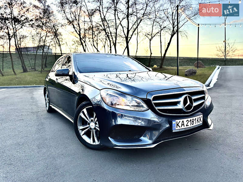 Седан Mercedes-Benz E-Class 2013 в 