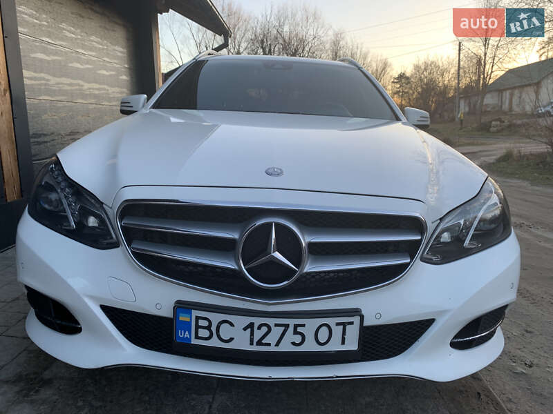 Универсал Mercedes-Benz E-Class 2013 в Яворове