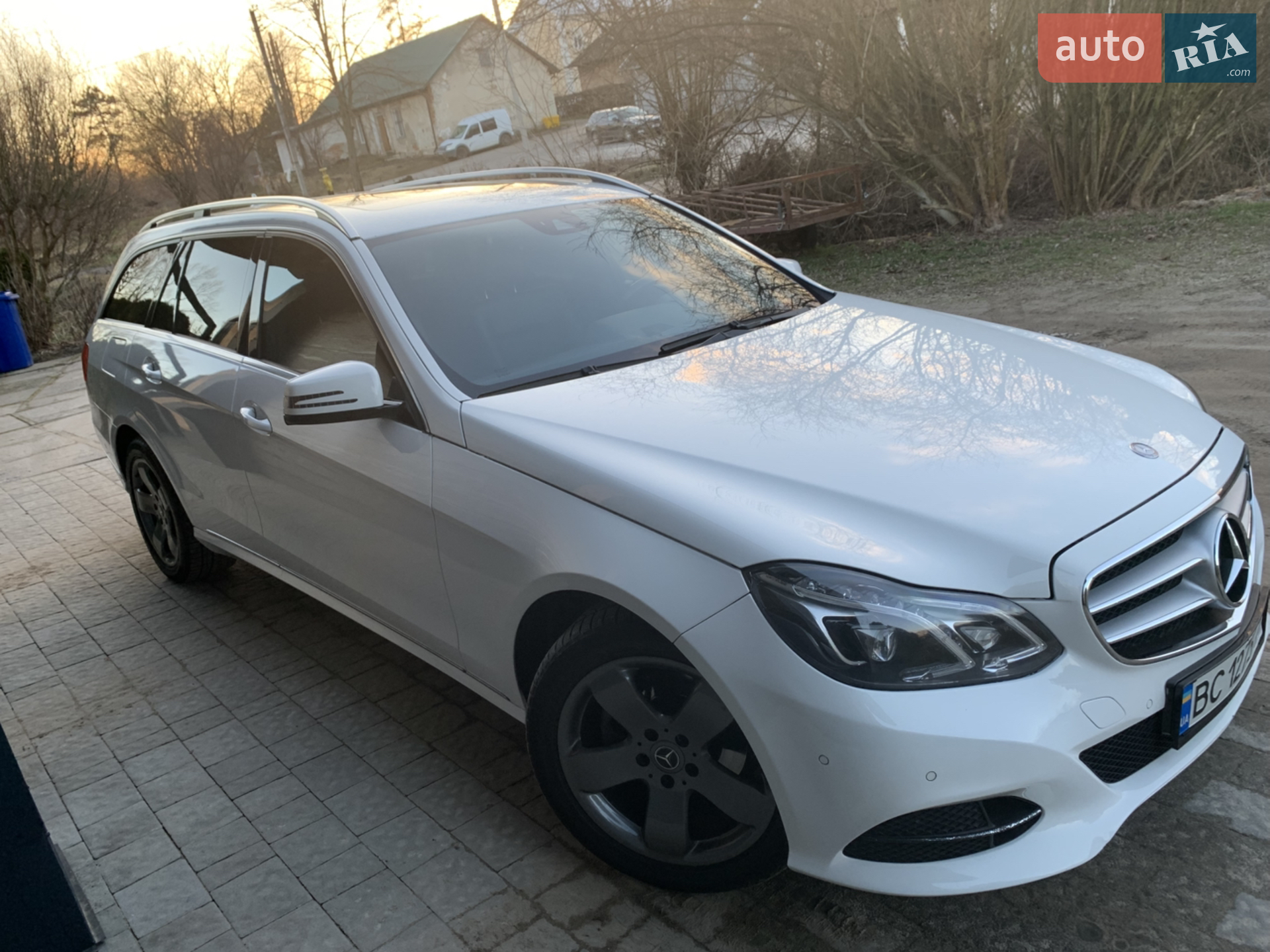 2013 Mercedes-Benz E-klasse - мініатюра 8