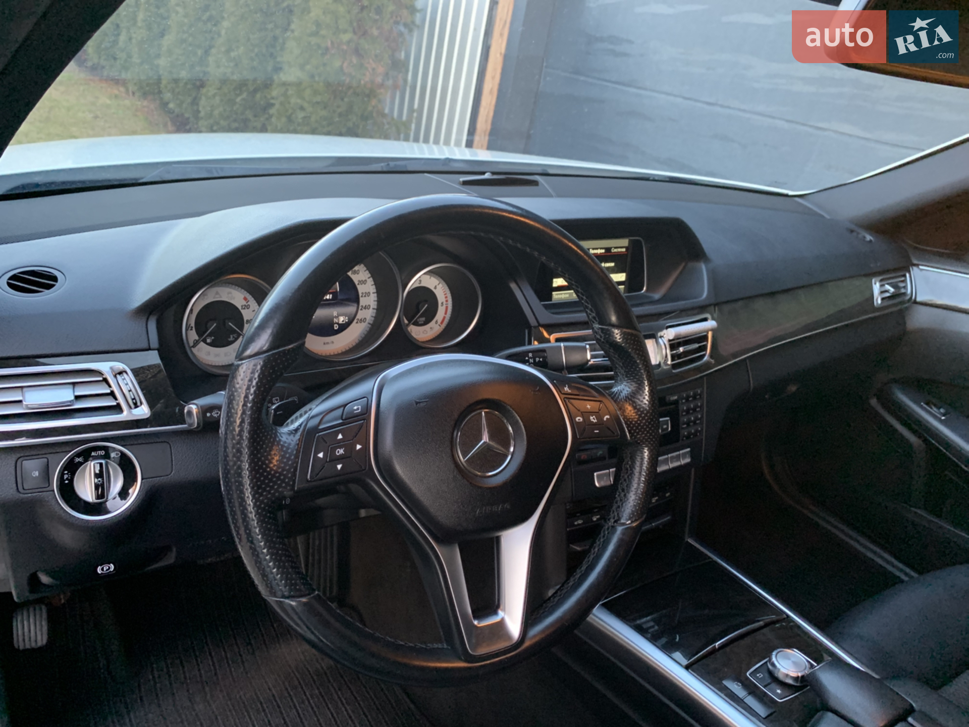 2013 Mercedes-Benz E-klasse - мініатюра 17