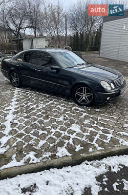 Седан Mercedes-Benz E-Class 2002 в Дядьковичах