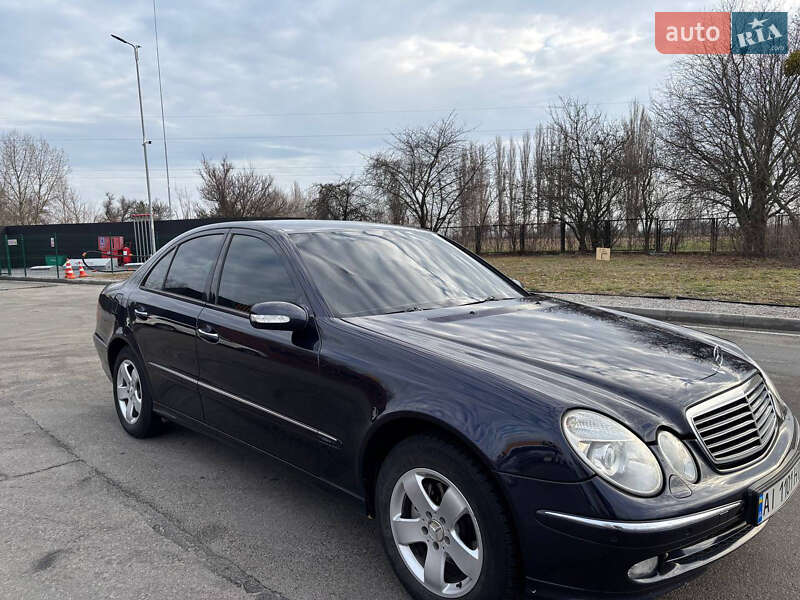 Седан Mercedes-Benz E-Class 2006 в Обухове