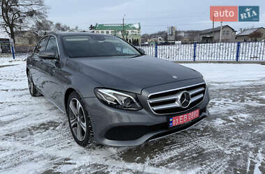 Седан Mercedes-Benz E-Class 2016 в Нововолинську