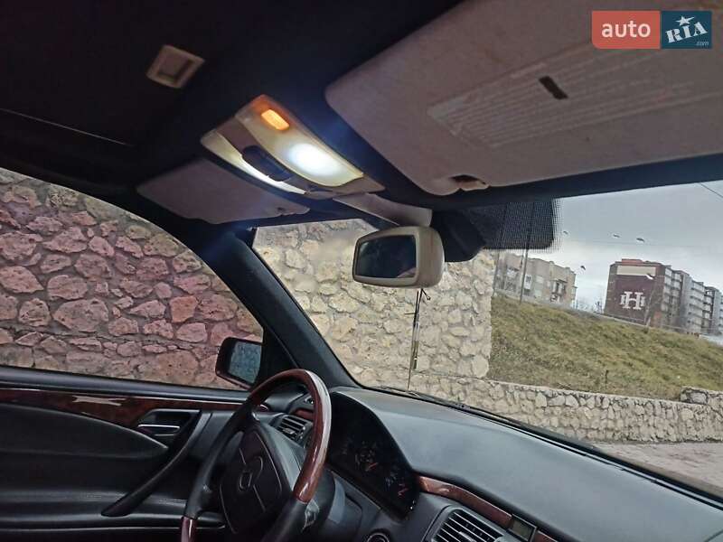Седан Mercedes-Benz E-Class 1998 в Тернополе